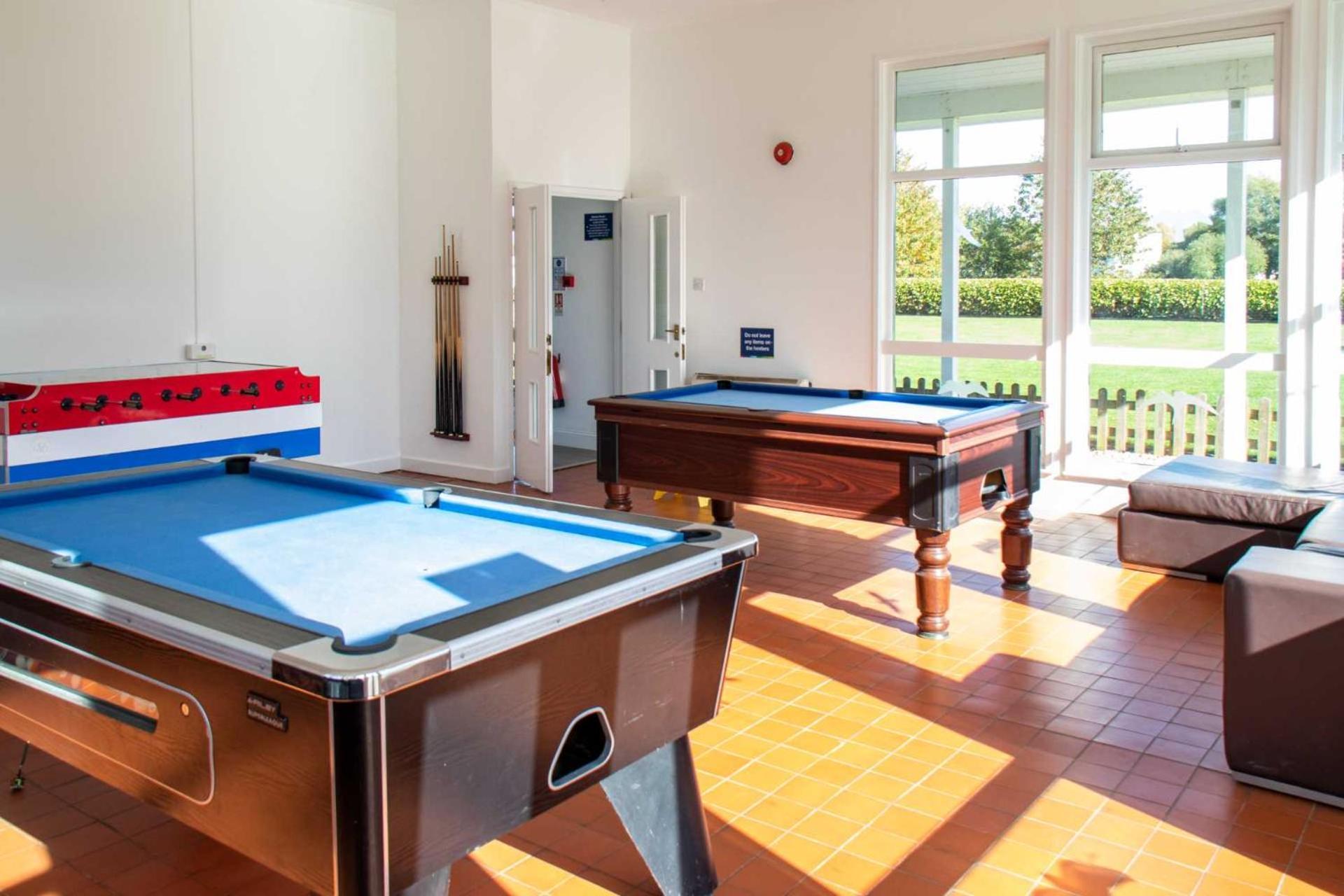 Nyhavn Lakeside Cottage Cirencester Ngoại thất bức ảnh